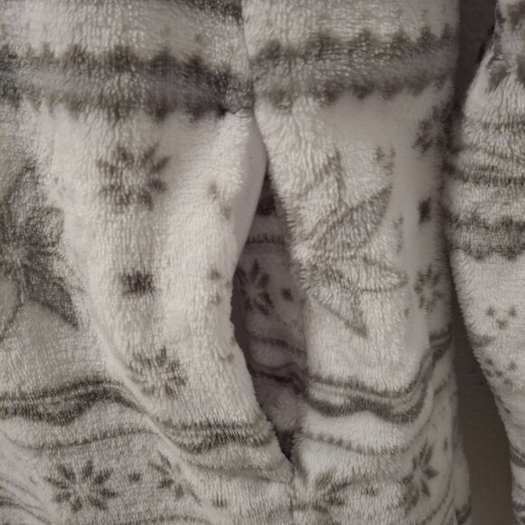 Eddie Bauer Womens Fleece Pullover M Snowflake Pattern Half-Zip Kangaroo Pocket - Picture 5 of 9